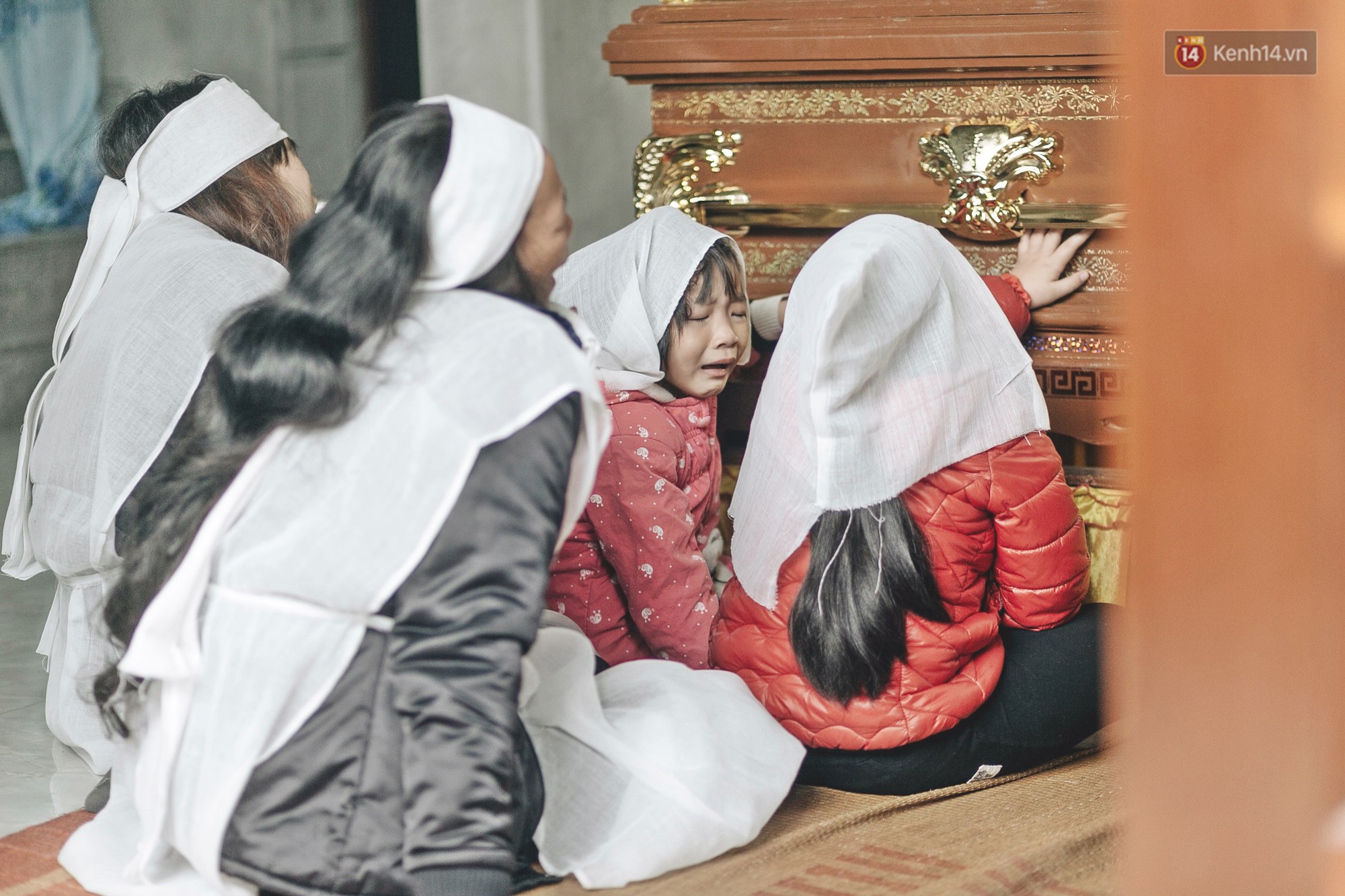 Tang thương bao trùm làng quê nơi 8 người tử vong dưới bánh xe tải, nhiều nhà chỉ cách nhau vài chục mét