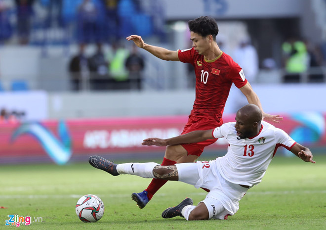 Hai cầu thủ xứ Nghệ được thưởng sau trận thắng Jordan