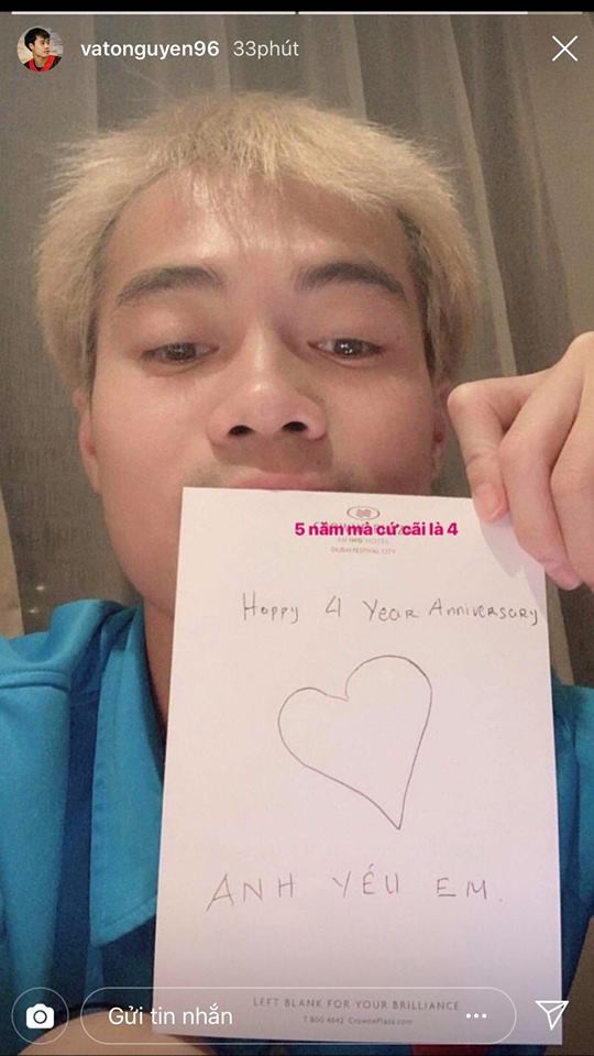 Lì như Văn Toàn: Tự cộng thêm số năm hẹn hò, biết lý do bạn sẽ ghen tị hết nấc với tình yêu của người ta