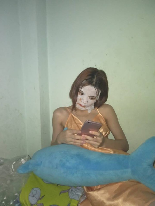 Giật mình thẳng tay vứt điện thoại khi nhìn thấy các kiểu đắp mặt nạ làm đẹp mùa Tết của hội chị em