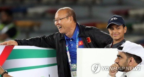 Báo Hàn Quốc: Nhật Bản sợ thầy Park, Việt Nam bay nữa đi!