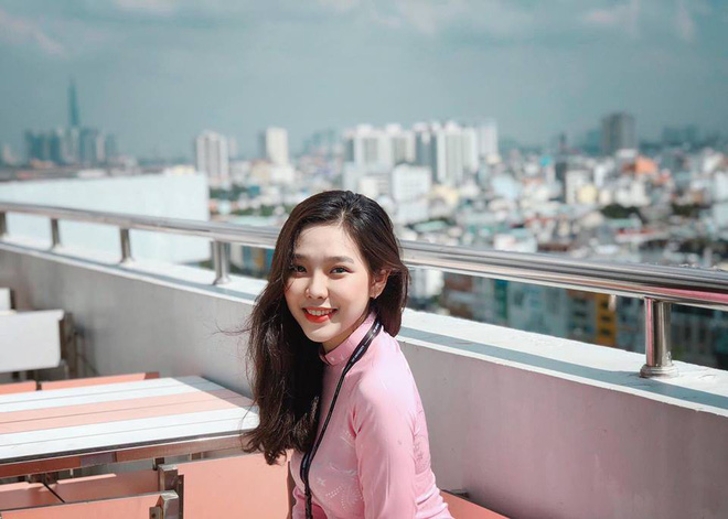 Cô gái được săn lùng sau 1 bức ảnh: Em không phải rich kid, đôi lúc còn hơi tăng động