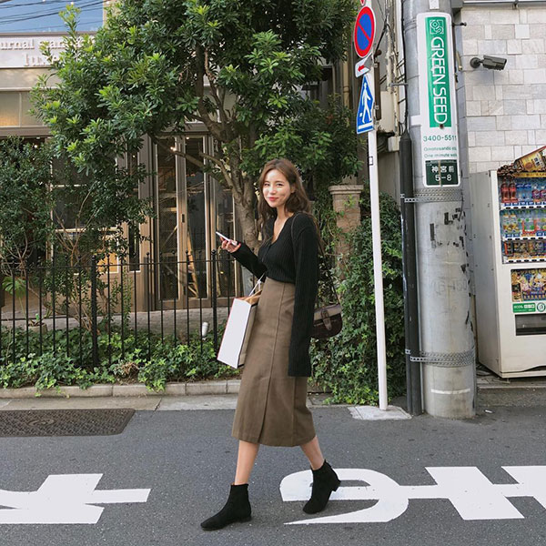 Sẵn tiền thưởng Tết, nàng công sở nên sắm ngay 5 items sau để cứ bước đến văn phòng là được khen nức nở