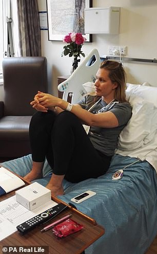 Từng bị ngưng tim năm 6 tuổi, 24 năm sau cô gái mới được chẩn đoán căn bệnh kỳ lạ này Từng bị ngưng tim năm 6 tuổi, 24 năm sau cô gái mới được chẩn đoán căn bệnh kỳ lạ này