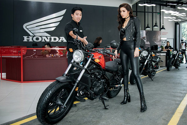 Để biết loạt người đẹp Việt sở hữu body chuẩn đét thế nào, hãy xem họ chinh phục quần bó chẽn siêu kén dáng