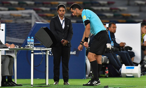 Việt Nam - Nhật Bản là trận đầu tiên dùng VAR ở Asian Cup