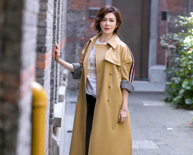 Nhan sắc minh tinh tuổi U60 được bầu chọn đẹp nhất Trung Quốc