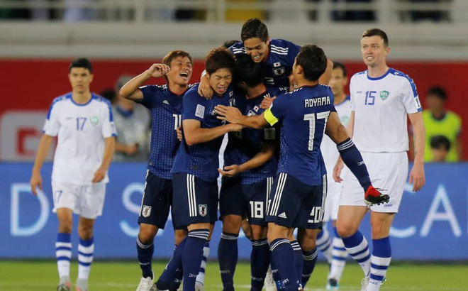 Fan Thái Lan thi nhau cổ vũ... Nhật Bản hạ Việt Nam