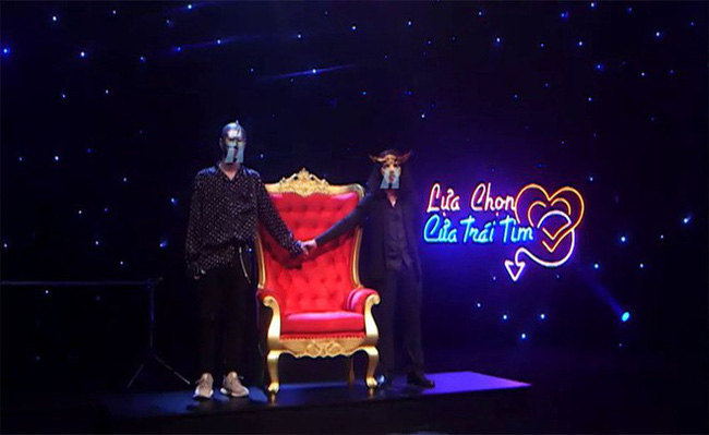 Show hẹn hò kinh dị: Nữ chính đứng hình vì liên tục nhận trái đắng từ các chàng trai