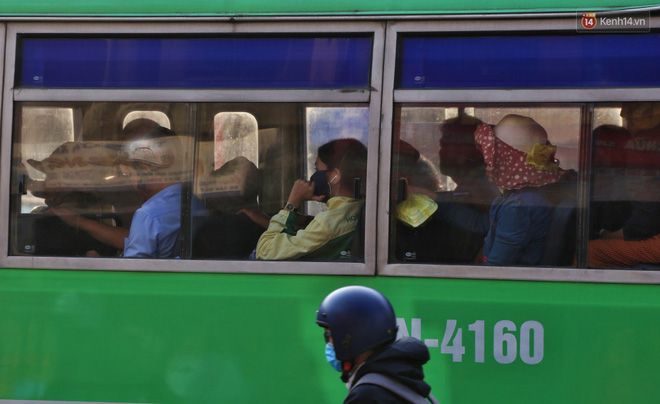 Nỗi ám ảnh của người Sài Gòn những ngày cận Tết: Rừng xe đông nghẹt trên nhiều tuyến đường trung tâm từ trưa đến tối