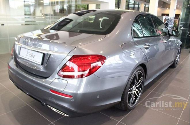 Mercedes-Benz E-Class mới sắp ra mắt VN, công nghệ động cơ mới