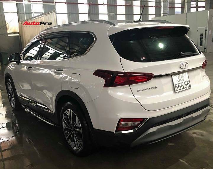 Chủ Santa Fe 2019 biển số ngũ quý 5 rao bán 2,5 tỷ đồng