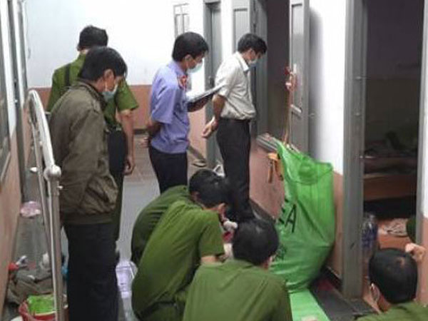 Phú Thọ: Bàng hoàng phát hiện 2 mẹ con cô giáo chết trên vũng máu