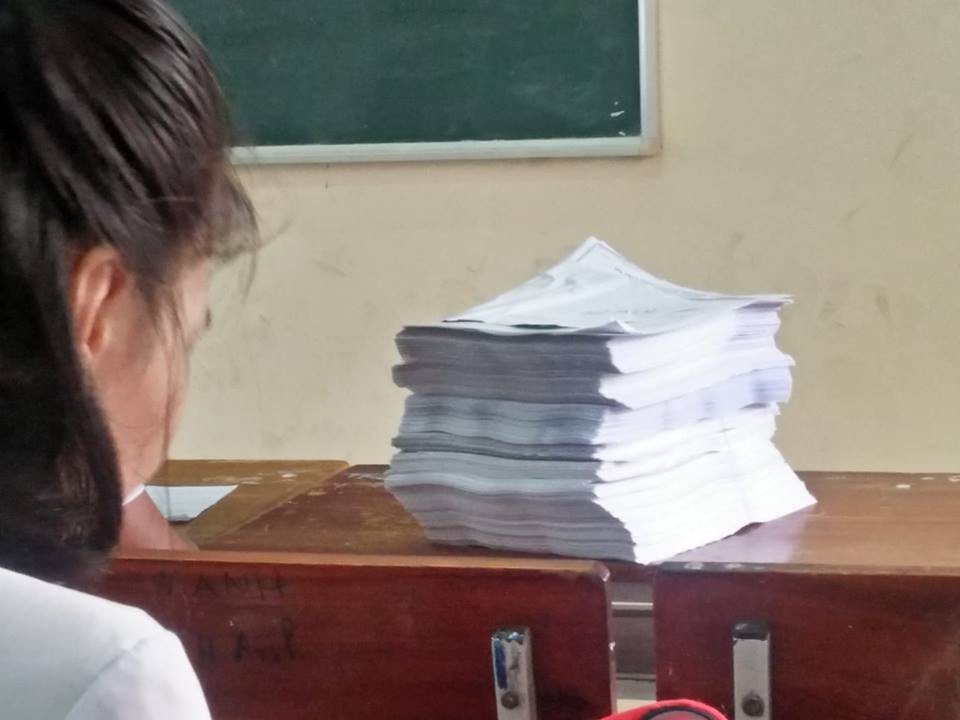 Một bức ảnh - ngàn tâm tư: Nỗi ám ảnh của học sinh, sinh viên mang tên bài tập Tết