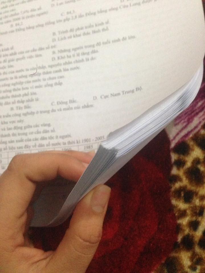 Một bức ảnh - ngàn tâm tư: Nỗi ám ảnh của học sinh, sinh viên mang tên bài tập Tết