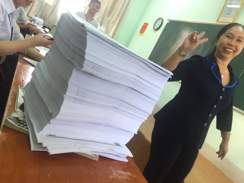 Một bức ảnh - ngàn tâm tư: Nỗi ám ảnh của học sinh, sinh viên mang tên bài tập Tết