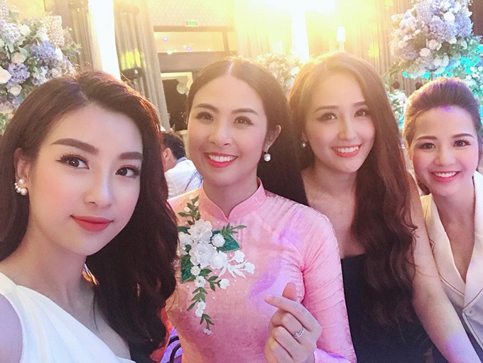 Điểm danh những hội bạn thân đình đám của showbiz Việt: Người lặng lẽ bên nhau hơn 10 năm, kẻ dứt tình rồi đem nhau ra đấu tố