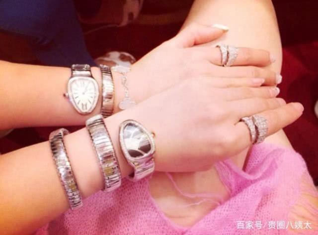 Ngô Tú Ba: Người đàn ông đáng thương bị tống tiền suốt nhiều năm hay tay sát gái khét tiếng của Cbiz?