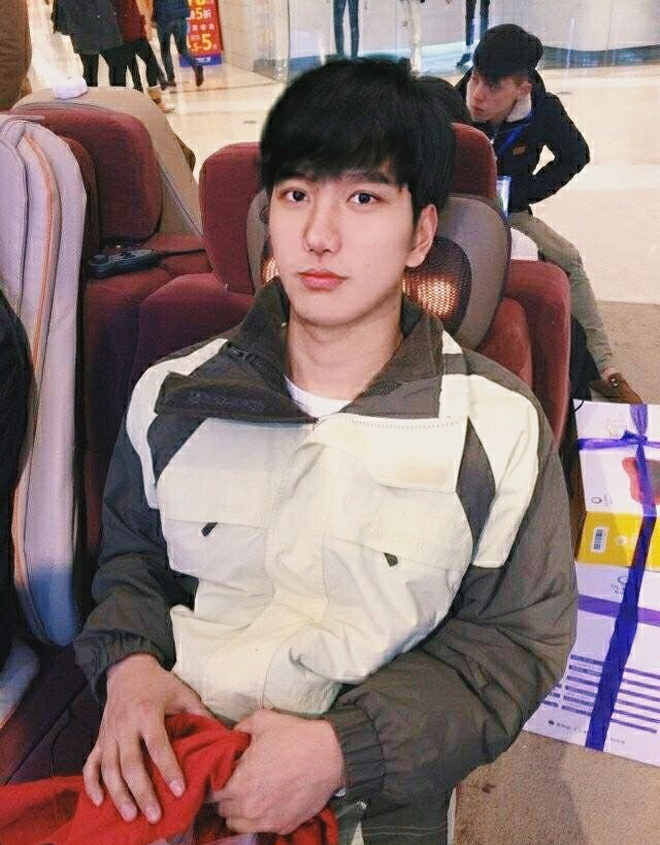 Chùm ảnh: Khi con trai cũng lột xác nhờ photoshop thì độ ảo diệu chẳng thua gì con gái