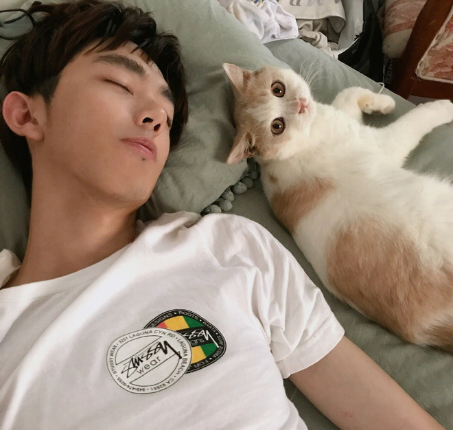 Chùm ảnh: Khi con trai cũng lột xác nhờ photoshop thì độ ảo diệu chẳng thua gì con gái