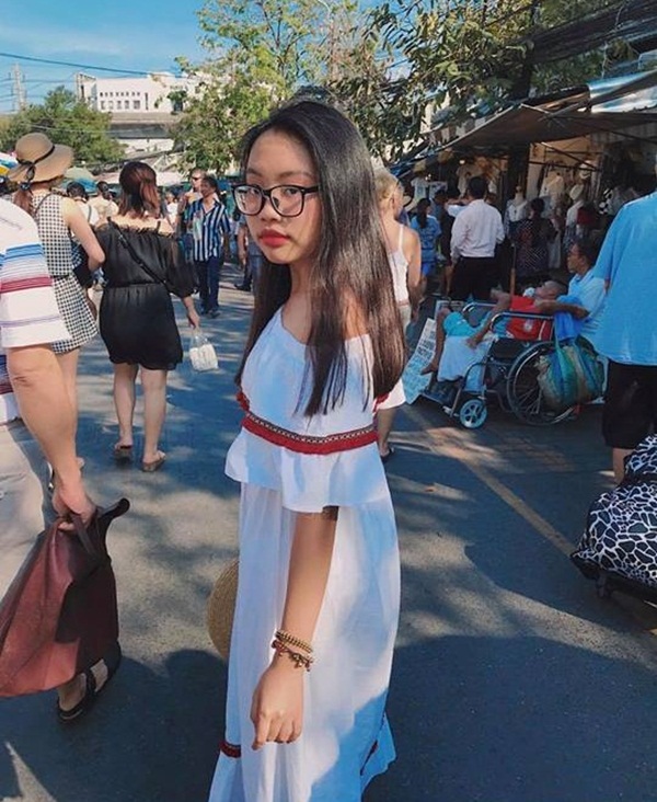 Ở tuổi 16 tươi đẹp tràn đầy sức sống, Phương Mỹ Chi bỗng than: Em chán yêu đương rồi Ở tuổi 16 tươi đẹp tràn đầy sức sống, Phương Mỹ Chi bỗng than: Em chán yêu đương rồi