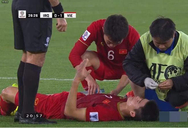 Những bí mật ngọt ngào khiến Xuân Trường, dù ít ra sân vẫn luôn là hoàng tử mắt hí đáng yêu của NHM