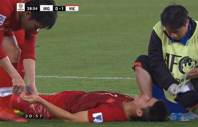 Những bí mật ngọt ngào khiến Xuân Trường, dù ít ra sân vẫn luôn là hoàng tử mắt hí đáng yêu của NHM