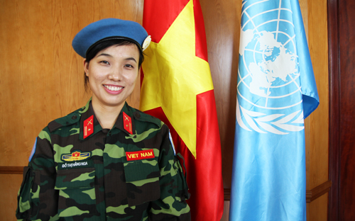 Hai sĩ quan mũ nồi xanh Việt Nam được đánh giá đặc biệt xuất sắc