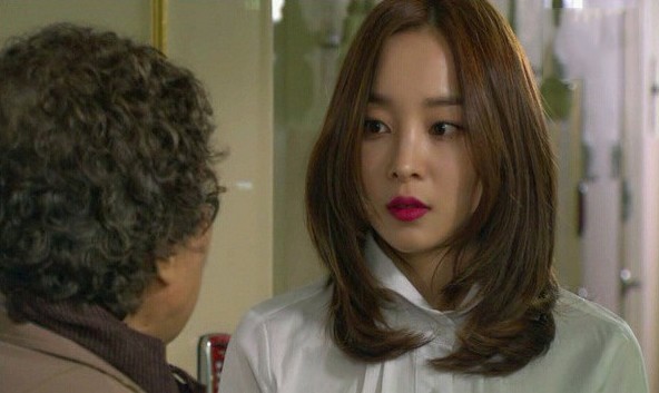 Mẹ chồng tuyên bố sẽ mua nhà cho ngay trong đám hỏi, nhưng toan tính của bà lại bất ngờ thế này