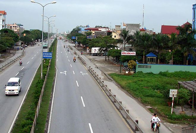 Tai nạn thảm khốc 8 người chết ở Hải Dương: Khi người bộ hành bị mất lối đi