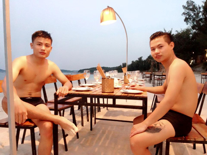 Anh trai Quang Hải có vẻ ngoài nam tính, làm thợ xăm ở Hà Nội