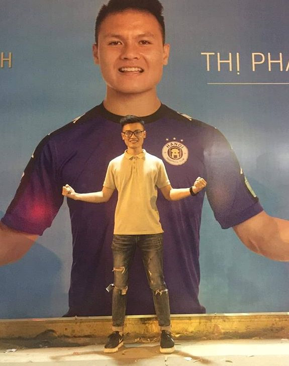 Anh trai Quang Hải có vẻ ngoài nam tính, làm thợ xăm ở Hà Nội