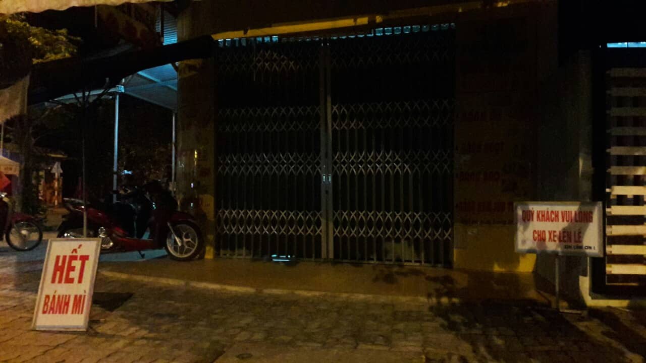 Gần 30 người nhập viện nghi do ngộ độc sau khi ăn bánh mỳ ở Đà Nẵng