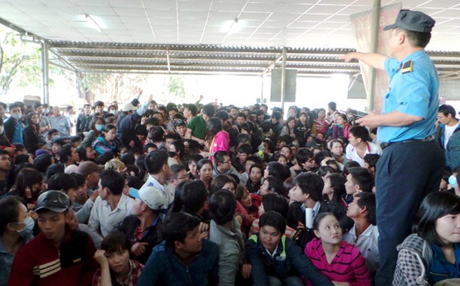 Nỗi ám ảnh lớn nhất ngày Tết mang tên... đi xe khách về quê