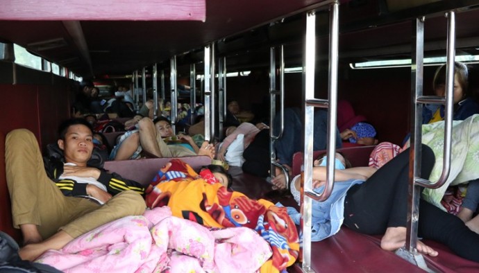 Nỗi ám ảnh lớn nhất ngày Tết mang tên... đi xe khách về quê