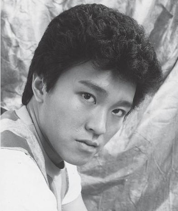 Quỳ gối xin đạo diễn một câu thoại và quá khứ cay đắng của Châu Tinh Trì