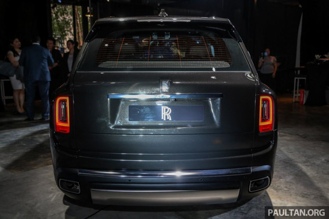 Ảnh thực tế SUV siêu sang chục tỷ đồng Rolls-Royce Cullinan