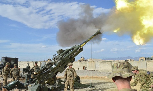 Mỹ phát triển pháo tầm siêu xa đối phó chiến hạm Trung Quốc ở Biển Đông