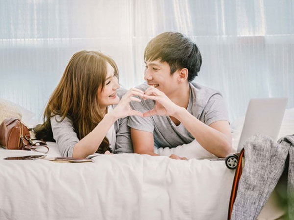 Tôi đổ bát miến lên đầu chú rể, cô dâu hô hào người nhà đến trừng phạt tôi nhưng chú rể cuống quýt xin tha