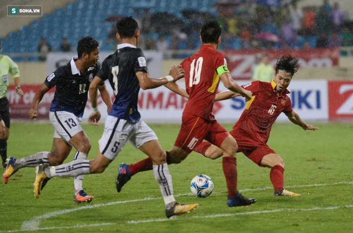 Dưới bàn tay ma thuật của HLV Park Hang-seo, Công Phượng đang khiến Công Vinh phải lu mờ