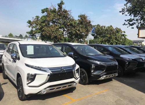 Những mẫu ôtô bán bia kèm lạc tại Việt Nam