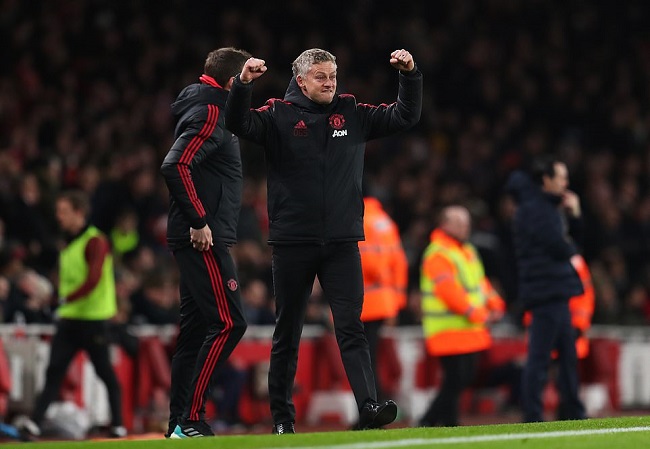 Clip: Sanchez gieo sầu cho đội bóng cũ, MU thắng trận thứ 8 liên tiếp cùng Solskjaer