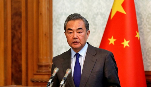 Trung Quốc nói cấm Huawei là thao túng chính trị