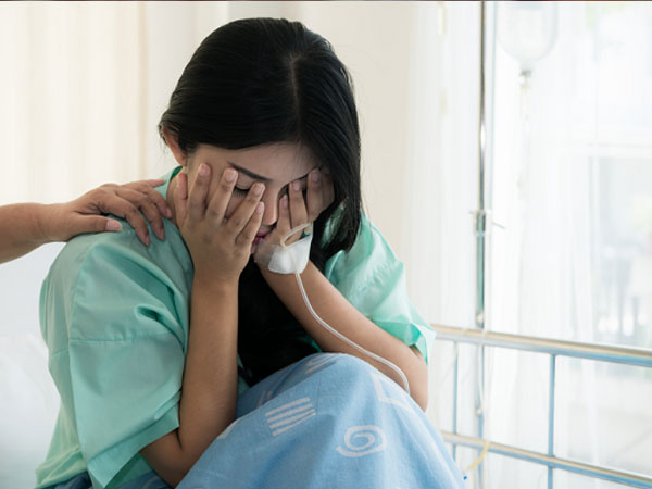 Sau khi gặp người tình của chồng và xin cô ấy một đặc ân, cuối cùng tôi cũng có thể nhắm mắt thanh thản