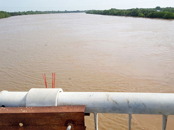 Người dân quân tự vệ nghi nhảy cầu Mỹ Thanh tự tử