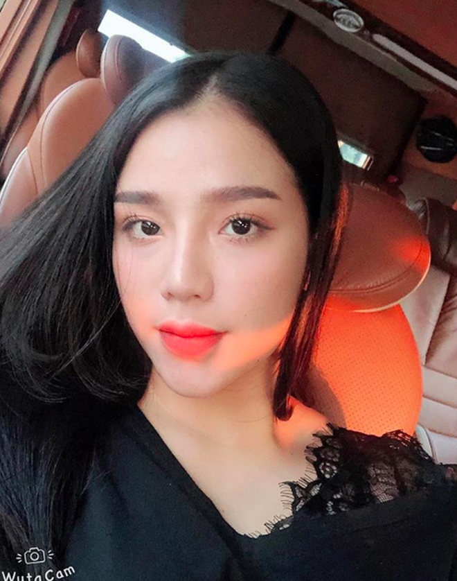 Dàn bạn gái cầu thủ Việt: Xinh đẹp, nổi tiếng nhưng chưa hết, họ còn có cuộc sống sang chảnh đáng ghen tỵ