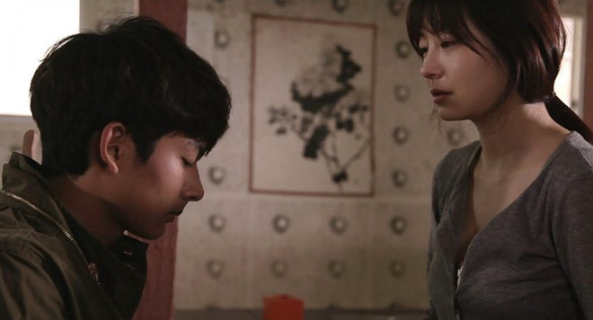 Trước The Last Empress, nhiều phim Hàn bị phạt vì cảnh nóng, bạo lực