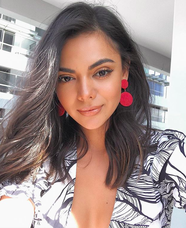 Ngắm nhan sắc tự nữ thần của mỹ nhân vừa đăng quang Miss Intercontinental