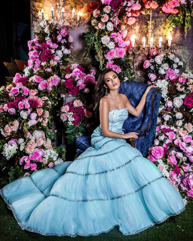 Ngắm nhan sắc tự nữ thần của mỹ nhân vừa đăng quang Miss Intercontinental