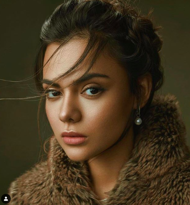 Ngắm nhan sắc tự nữ thần của mỹ nhân vừa đăng quang Miss Intercontinental